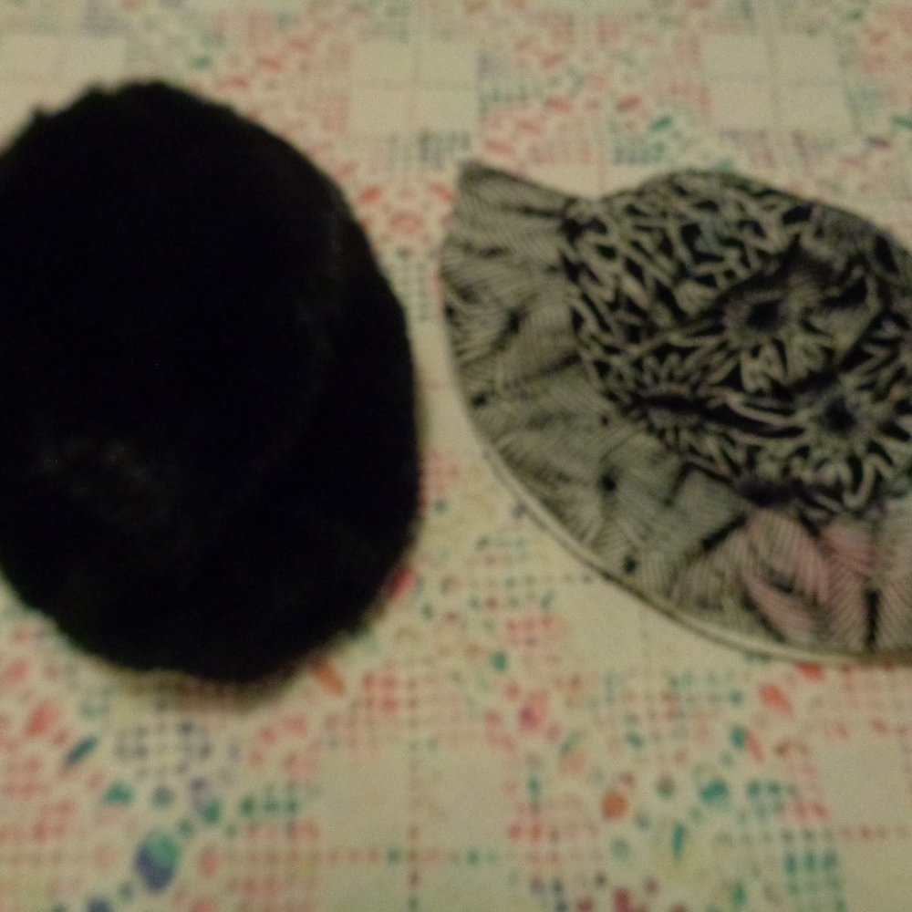 FAUX FUR HAT & PRETTY SUNHAT 2 - Picture 3 of 6